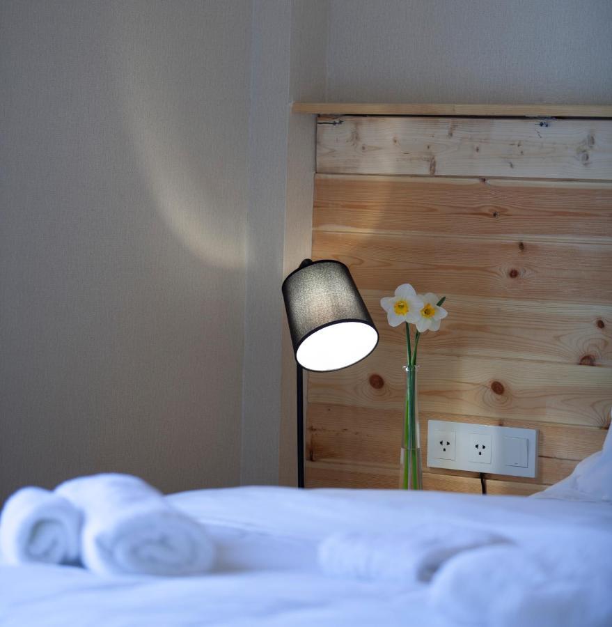 Hotel Lahili Mestia Ngoại thất bức ảnh