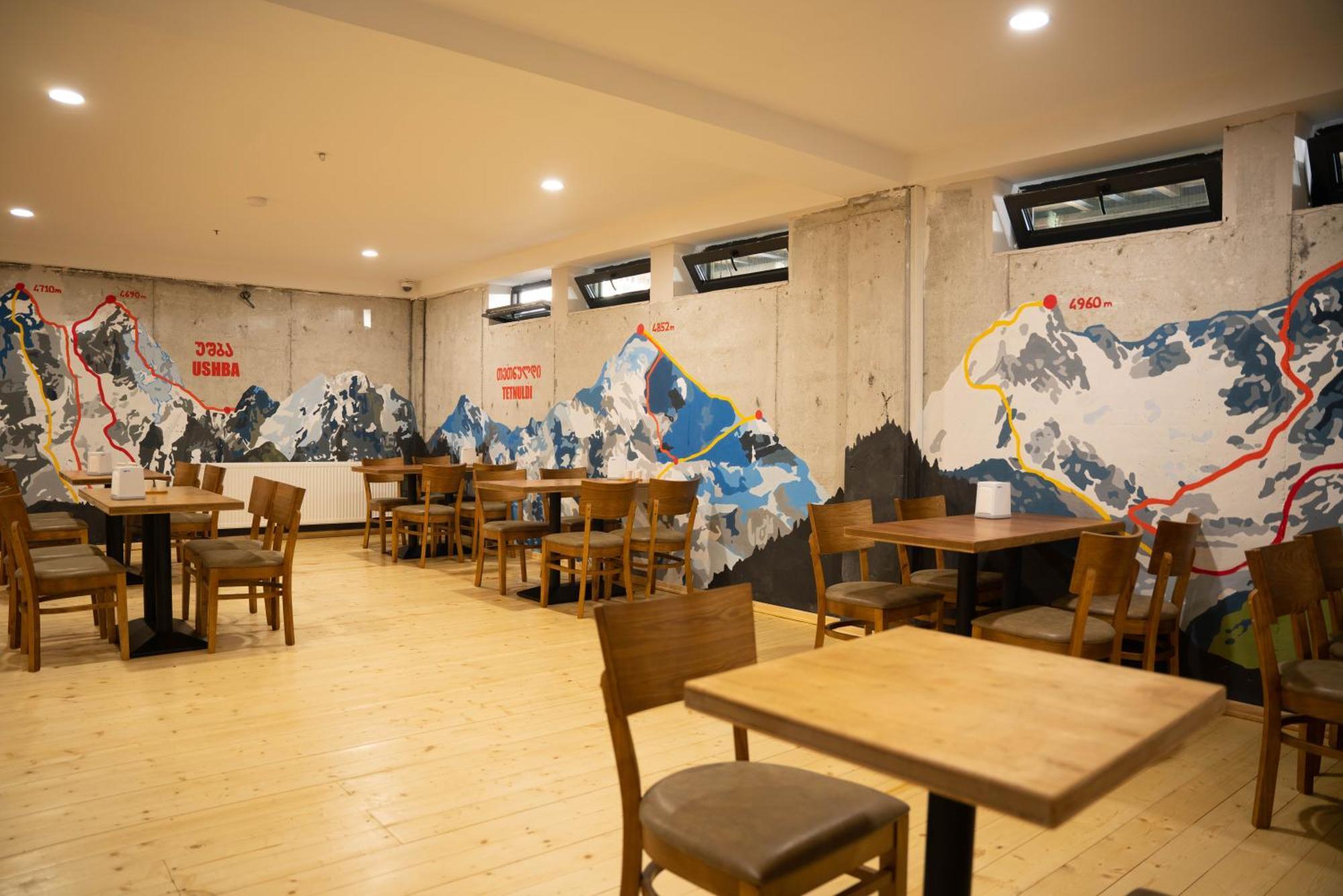 Hotel Lahili Mestia Ngoại thất bức ảnh