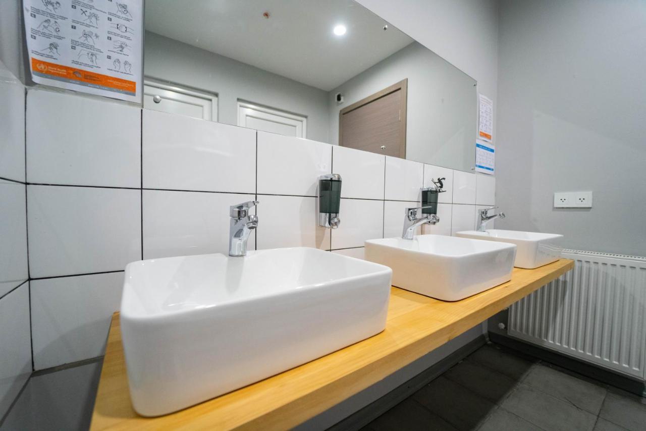 Hotel Lahili Mestia Ngoại thất bức ảnh