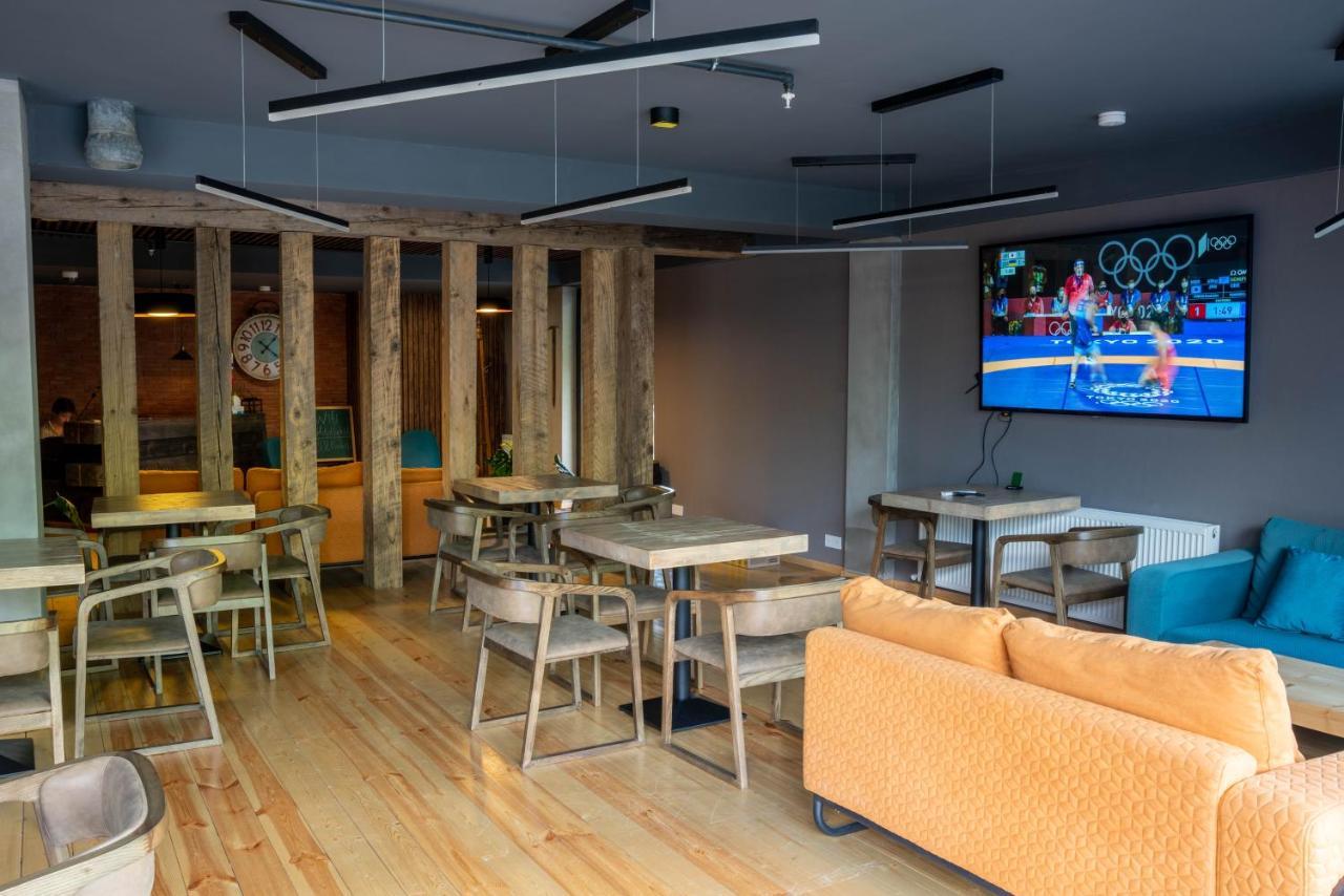Hotel Lahili Mestia Ngoại thất bức ảnh