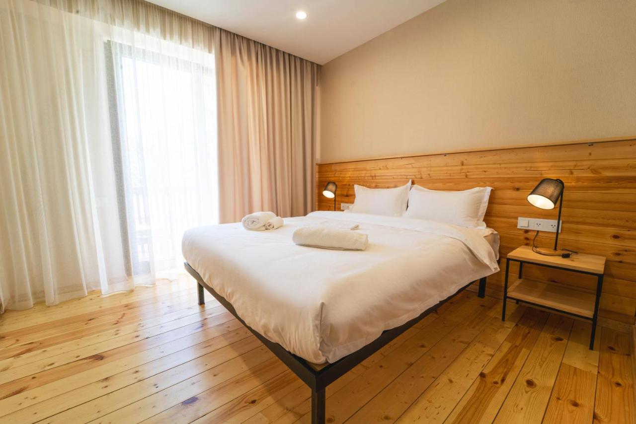 Hotel Lahili Mestia Ngoại thất bức ảnh